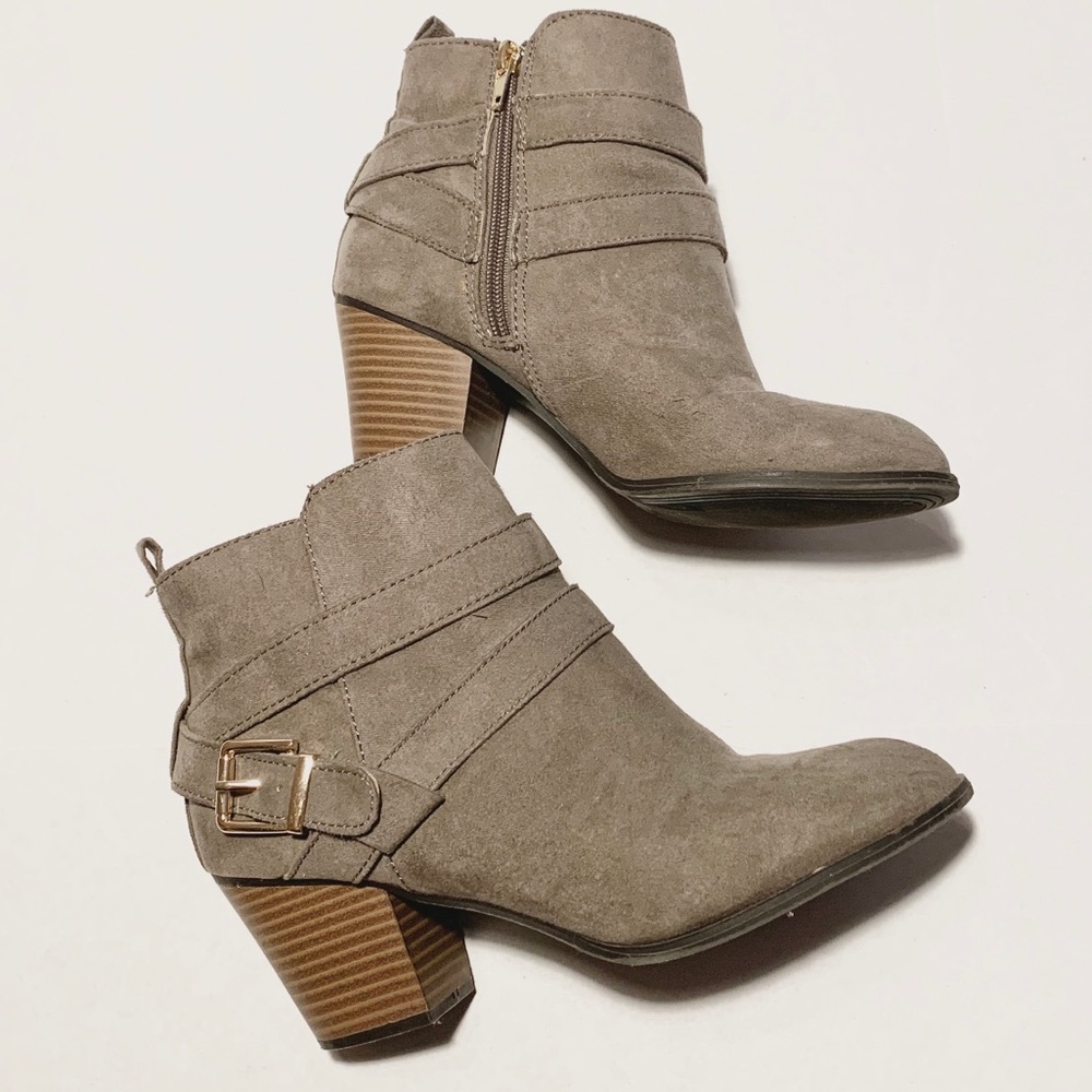 EXPRESS boots